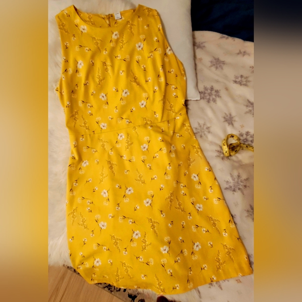 Old Navy yellow sleeveless dress size L